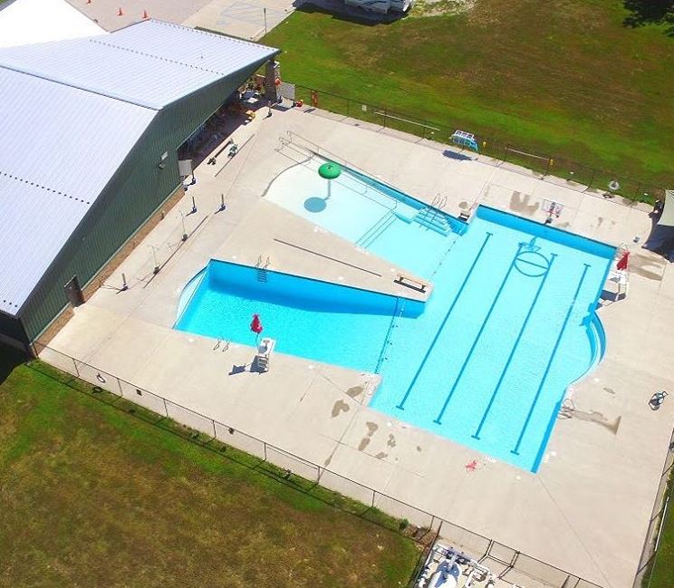 Aerial view of the swimming pool at LOTOSR
